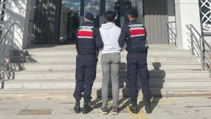 Niğde’de aranan 3 şüpheli Jandarmadan kaçamadı